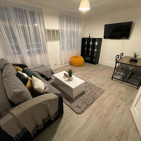 Comfy 2 Bedroom On Tower Bridge London Bagian luar foto